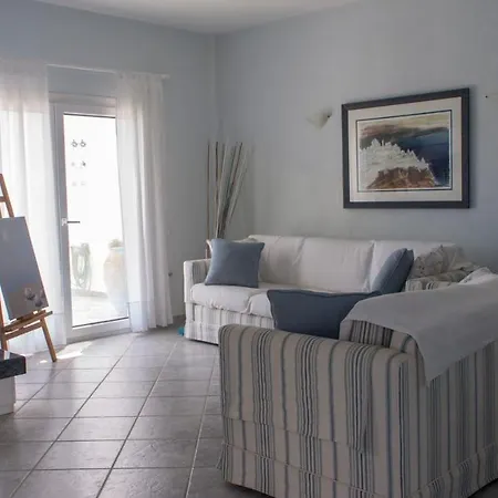 Blue Paradise Maisonette Holiday home *